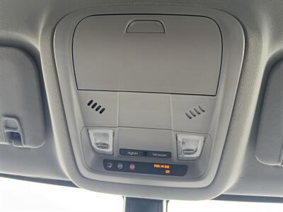 2019 GMC Acadia SLE-2 - Photo 13 - Schoolcraft, MI 49087