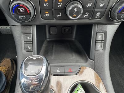 2019 GMC Acadia SLE-2 - Photo 15 - Schoolcraft, MI 49087