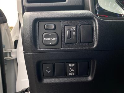 2019 Toyota 4Runner SR5 Premium   - Photo 34 - Schoolcraft, MI 49087