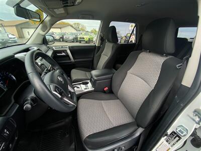2019 Toyota 4Runner SR5 Premium   - Photo 28 - Schoolcraft, MI 49087