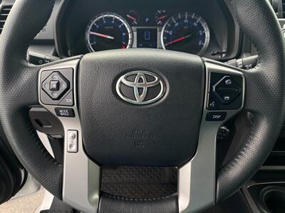 2019 Toyota 4Runner SR5 Premium   - Photo 31 - Schoolcraft, MI 49087