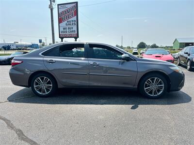 2016 Toyota Camry SE   - Photo 8 - Schoolcraft, MI 49087