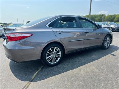 2016 Toyota Camry SE   - Photo 7 - Schoolcraft, MI 49087