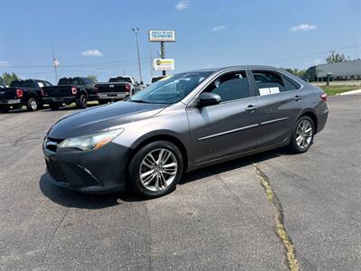 2016 Toyota Camry SE   - Photo 3 - Schoolcraft, MI 49087