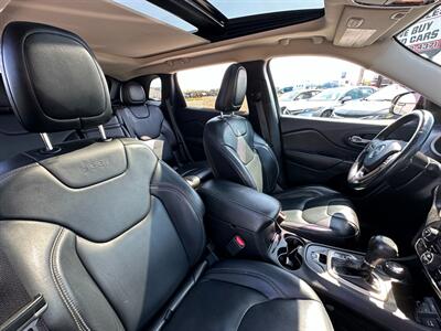 2017 Jeep Cherokee Limited   - Photo 11 - Schoolcraft, MI 49087