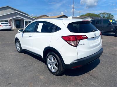 2016 Honda HR-V EX-L w/Navi   - Photo 7 - Schoolcraft, MI 49087