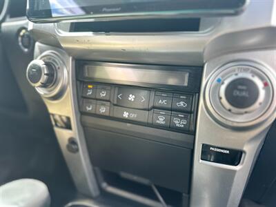 2013 Toyota 4Runner Limited   - Photo 17 - Schoolcraft, MI 49087