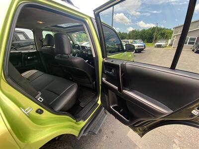 2022 Toyota 4Runner TRD Pro   - Photo 18 - Schoolcraft, MI 49087