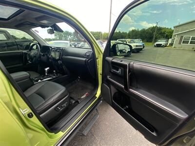 2022 Toyota 4Runner TRD Pro   - Photo 13 - Schoolcraft, MI 49087