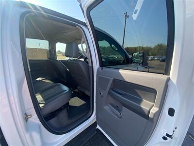 2006 Dodge Ram 3500 Laramie SOUTHERN TRUCK   - Photo 10 - Schoolcraft, MI 49087