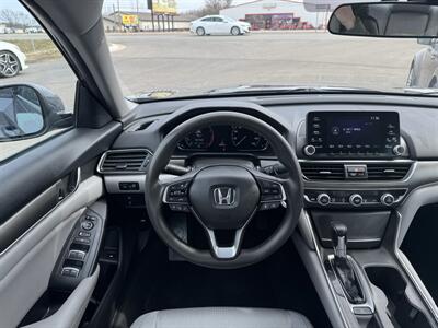 2018 Honda Accord LX   - Photo 17 - Schoolcraft, MI 49087