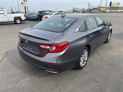 2018 Honda Accord LX   - Photo 3 - Schoolcraft, MI 49087