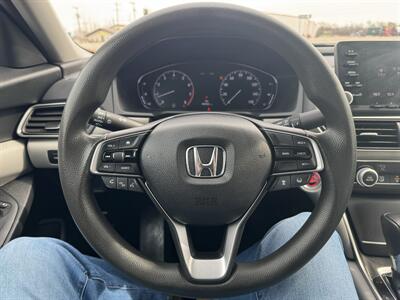 2018 Honda Accord LX   - Photo 11 - Schoolcraft, MI 49087