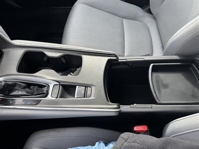2018 Honda Accord LX   - Photo 15 - Schoolcraft, MI 49087