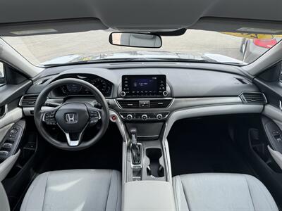 2018 Honda Accord LX   - Photo 16 - Schoolcraft, MI 49087