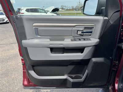 2019 RAM 1500 Classic Warlock   - Photo 4 - Schoolcraft, MI 49087