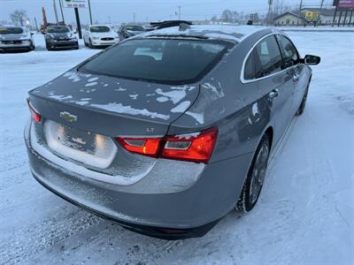 2023 Chevrolet Malibu LT   - Photo 3 - Schoolcraft, MI 49087
