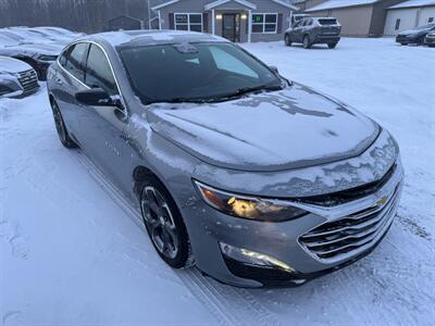 2023 Chevrolet Malibu LT   - Photo 4 - Schoolcraft, MI 49087
