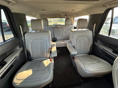 2020 Ford Expedition MAX Limited   - Photo 19 - Schoolcraft, MI 49087