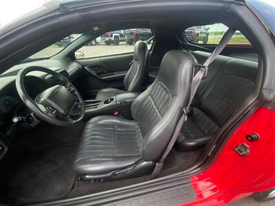 2002 Chevrolet Camaro Z28   - Photo 18 - Schoolcraft, MI 49087