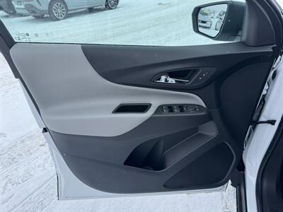 2023 Chevrolet Equinox LS   - Photo 6 - Schoolcraft, MI 49087