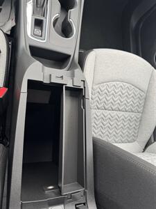 2023 Chevrolet Equinox LS   - Photo 17 - Schoolcraft, MI 49087