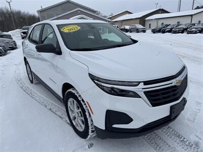 2023 Chevrolet Equinox LS   - Photo 4 - Schoolcraft, MI 49087