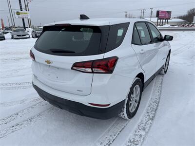 2023 Chevrolet Equinox LS   - Photo 3 - Schoolcraft, MI 49087