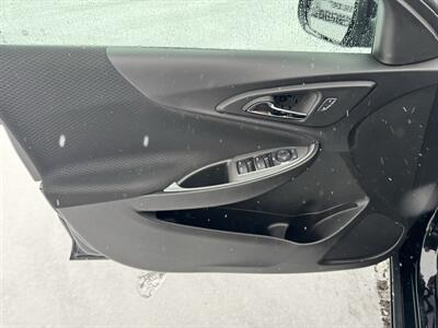 2024 Chevrolet Malibu LT   - Photo 6 - Schoolcraft, MI 49087