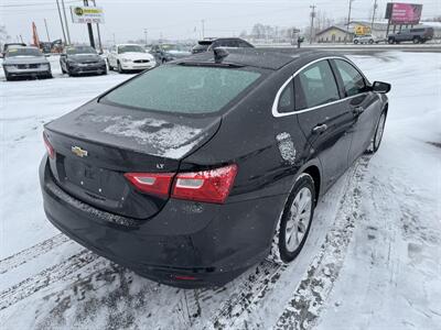 2024 Chevrolet Malibu LT   - Photo 3 - Schoolcraft, MI 49087