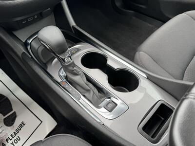 2024 Chevrolet Malibu LT   - Photo 15 - Schoolcraft, MI 49087