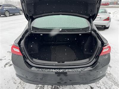 2024 Chevrolet Malibu LT   - Photo 21 - Schoolcraft, MI 49087