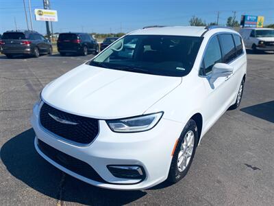 2021 Chrysler Pacifica Touring L   - Photo 4 - Schoolcraft, MI 49087