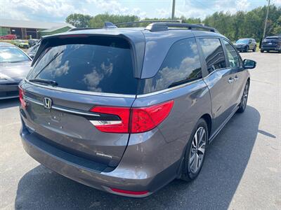 2022 Honda Odyssey Touring   - Photo 8 - Schoolcraft, MI 49087