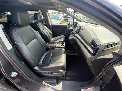 2022 Honda Odyssey Touring   - Photo 12 - Schoolcraft, MI 49087