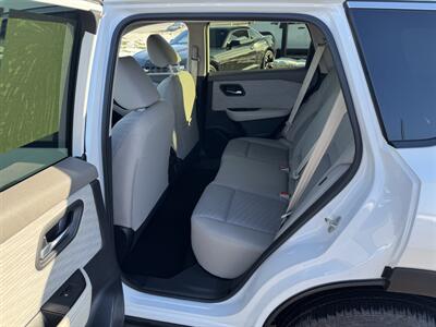 2023 Nissan Rogue SV   - Photo 21 - Schoolcraft, MI 49087