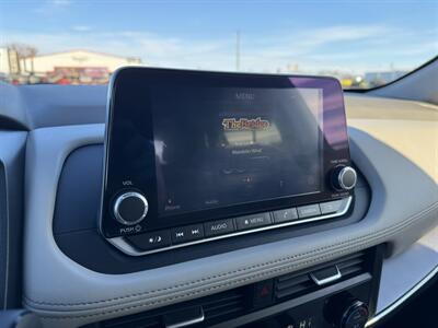 2023 Nissan Rogue SV   - Photo 14 - Schoolcraft, MI 49087