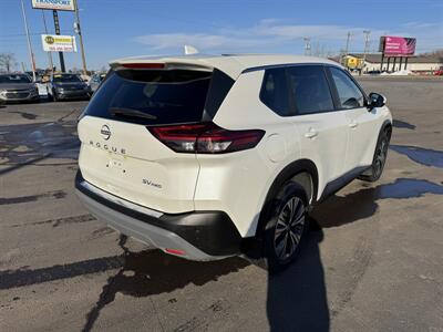 2023 Nissan Rogue SV   - Photo 3 - Schoolcraft, MI 49087