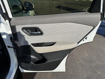 2023 Nissan Rogue SV   - Photo 23 - Schoolcraft, MI 49087