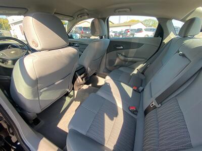 2017 Chevrolet Impala LS Fleet   - Photo 18 - Schoolcraft, MI 49087