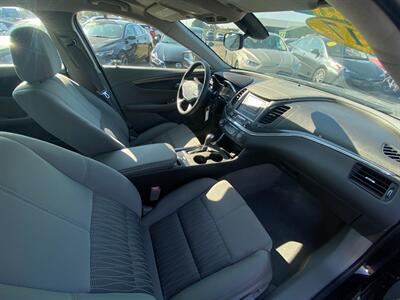 2017 Chevrolet Impala LS Fleet   - Photo 11 - Schoolcraft, MI 49087
