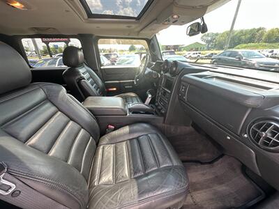 2005 Hummer H2   - Photo 10 - Schoolcraft, MI 49087