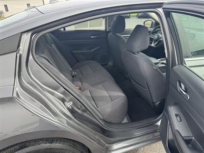 2022 Nissan Altima 2.5 SV   - Photo 23 - Schoolcraft, MI 49087