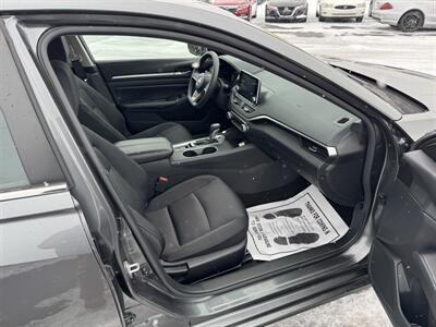 2022 Nissan Altima 2.5 SV   - Photo 24 - Schoolcraft, MI 49087