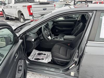 2022 Nissan Altima 2.5 SV   - Photo 6 - Schoolcraft, MI 49087