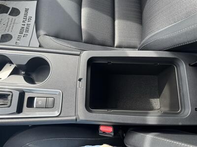 2022 Nissan Altima 2.5 SV   - Photo 16 - Schoolcraft, MI 49087