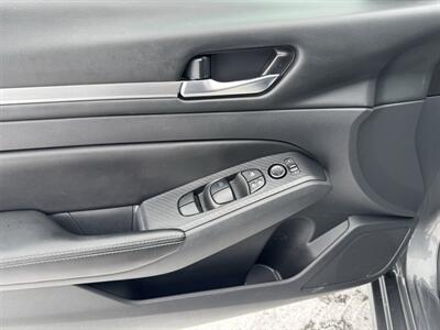 2022 Nissan Altima 2.5 SV   - Photo 7 - Schoolcraft, MI 49087