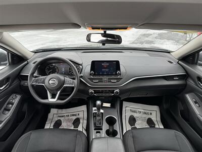2022 Nissan Altima 2.5 SV   - Photo 17 - Schoolcraft, MI 49087