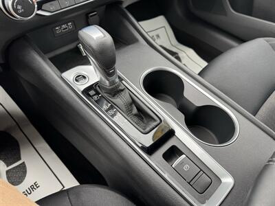 2022 Nissan Altima 2.5 SV   - Photo 15 - Schoolcraft, MI 49087