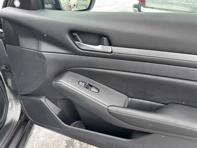 2022 Nissan Altima 2.5 SV   - Photo 25 - Schoolcraft, MI 49087